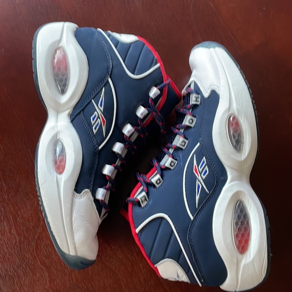 Mens Allen Iverson Reebok Question Mid sneakers - Picture 3 of 8